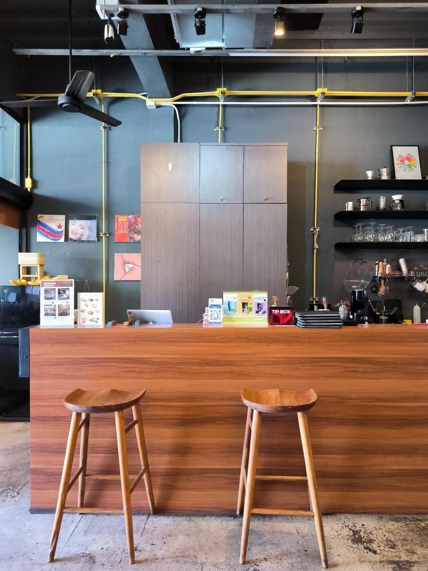 Whereder Poshtel Udonthani Kültér fotó