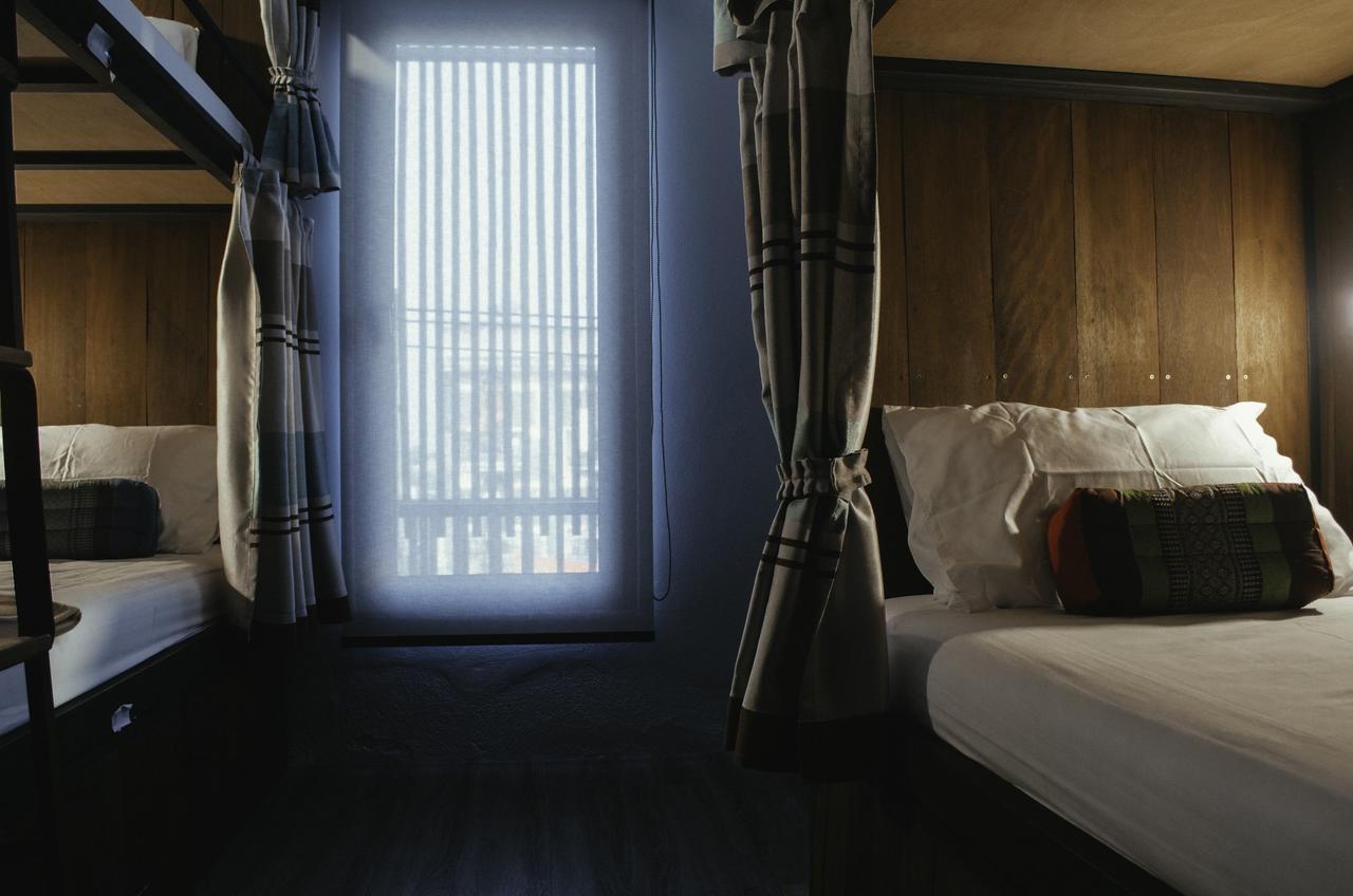 Whereder Poshtel Udonthani Kültér fotó